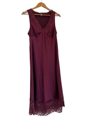Old Navy Sleeveless Maxi Dress Lace Trim Satin Small Petite Cherrybar Purple